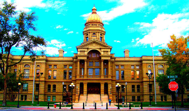 Wyoming Passes Landmark Bills to Boost Crypto and Legitimize Bitcoin, XRP, Ethereum, Litecoin, EOS and Altcoins