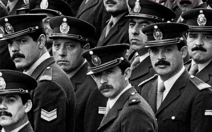 «Imágenes apuntadas», de Eduardo Longoni