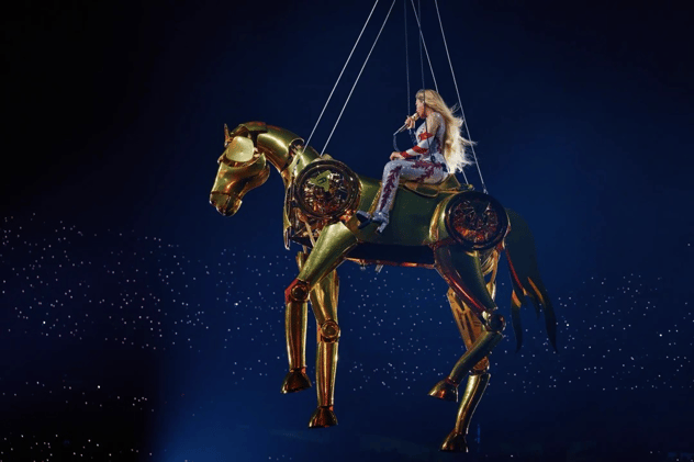 Beyoncé Trades Car for a Gold Horse on Cowboy Carter Tour