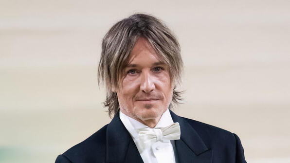 [WOMENS DIGEST] 👩‍🦰 Keith Urban Speaks Out | Paris Jackson’s Legal Bombshell | Johnny Depp Backlash | Drew Barrymore’s Confession and More...