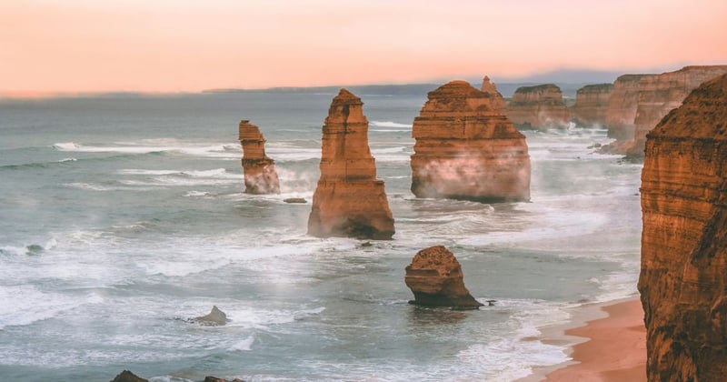 “Dynamic pricing” for Twelve Apostles tickets could spread the tourism load across year