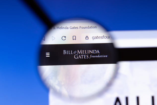 Bill Gates Admits to Affairs With Two Russian Women