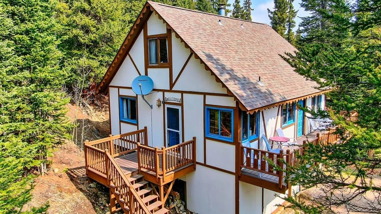 🏕️ West Coast Wealth: End Your Week with Prime STR Deals | June 6, 2025