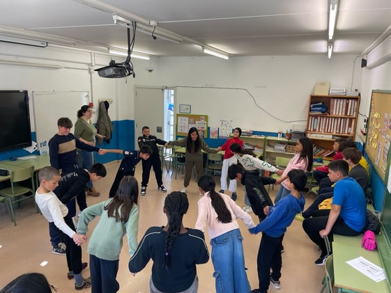 Arrenca una nova edició de l’ESSpurna, el programa que impulsa el cooperativisme a les aules