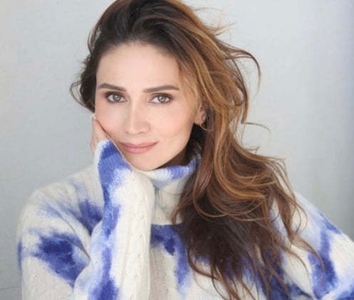 Arta Kallaba: Weaving Tradition and Innovation into Fashion