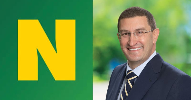 Alone on the frontbench, the Liberal’s Julian Leeser seeks support for net zero