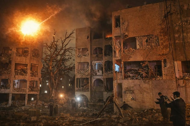 Iran Attacks Israel Dozens Injured in Barrage