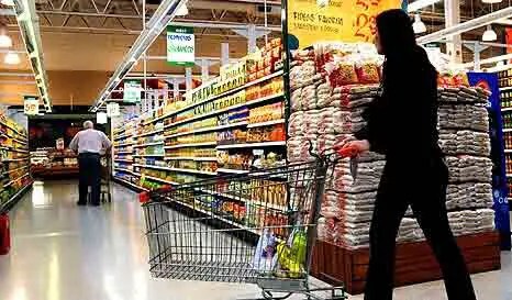Carrefour es el que más incumple con los Precios Cuidados, según la app Precios OK