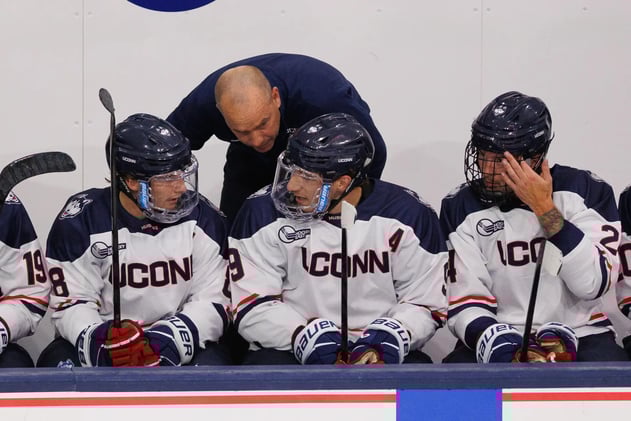 UConn lands commitment from son of former team captain