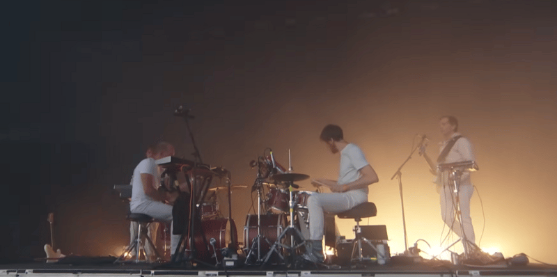 Caribou - Can't Do Without You 