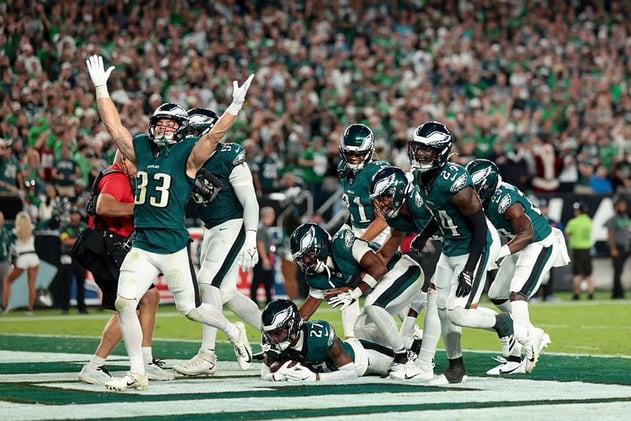 🦅 Filadelfia estrena temporada con triunfo