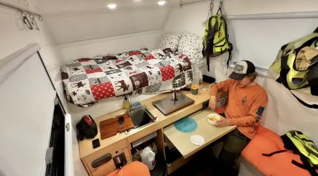 DEV 04 | Alaska Camping Studio Apartment Wheels