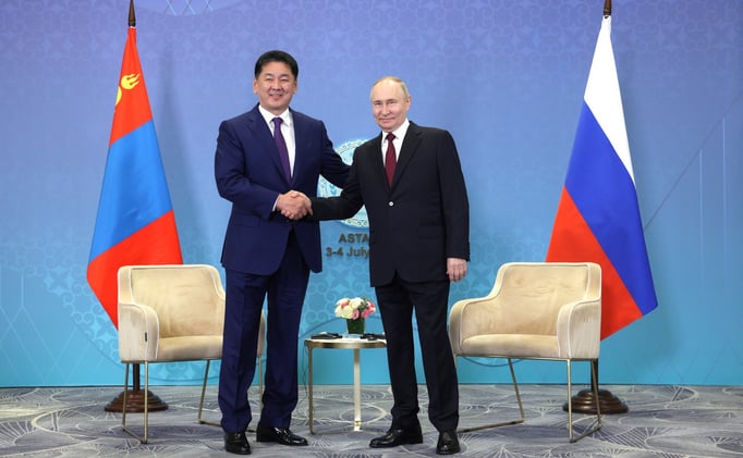 🇲🇳 Energy over Justice?