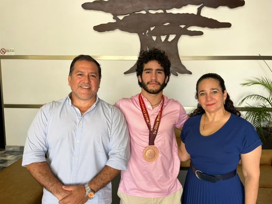 Elías Cuevas Aguilar Gana Medalla en Nogi en el mundial de Tailandia