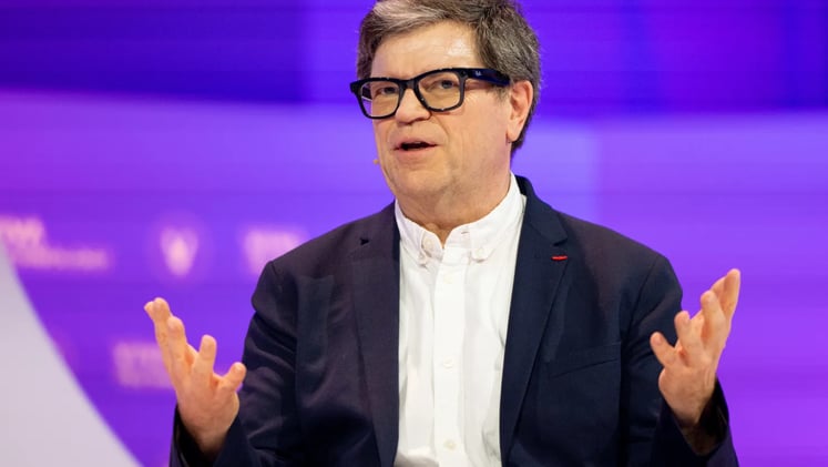 🍜 AI godfather warns Meta.. 