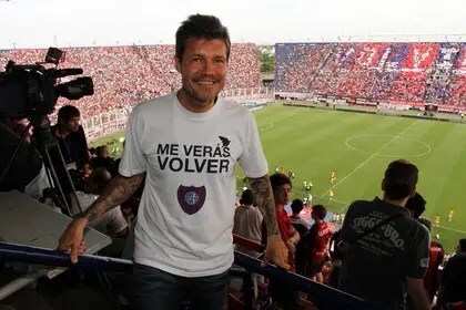 Tinelli y el San Lorenzo campeón viajarán este martes a visitar al Papa