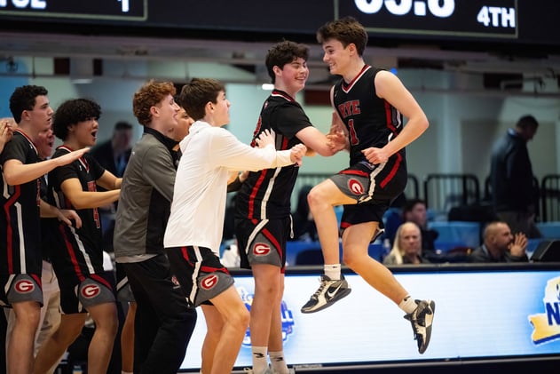 Breaking: Boys Hoops Roll to Regional Final