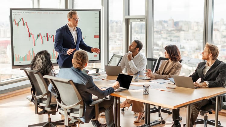 The High-Stakes Room: How to Lead Multiple Stakeholders and Win the Deal