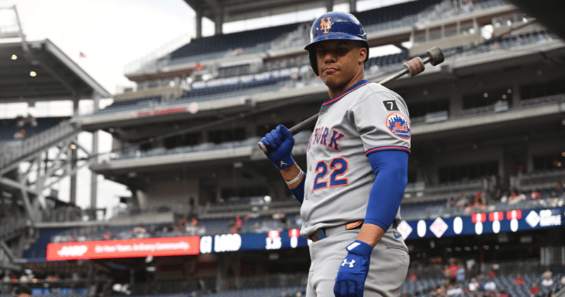 Impact of the End of a Major NFL Holdout + 10 Bets to Watch and Batter vs. Pitcher Matchups