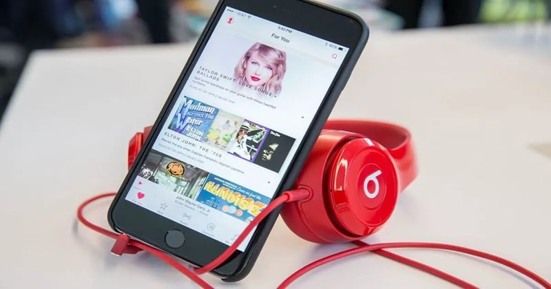 Dispositivos móviles: el nuevo horizonte de la industria musical
