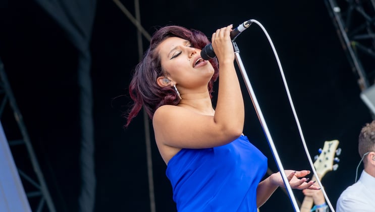 The Price of Artistic Freedom: Raye on the Cost of Being an Independent Star