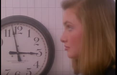 4 weeks until pub day for The Cover Girl!