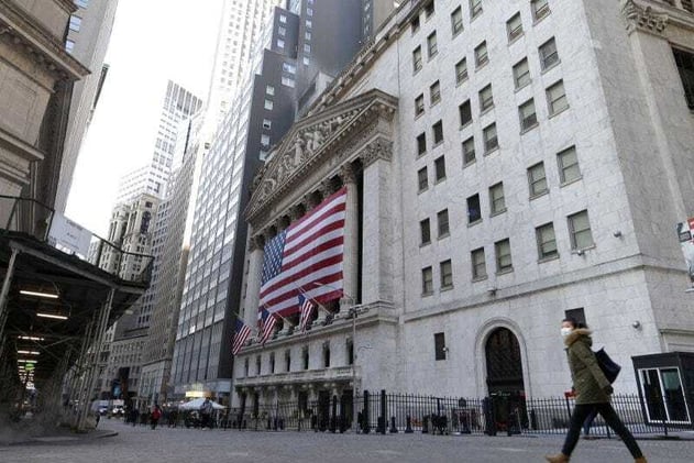Banks weigh potential benefits and risks of offering crypto services