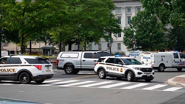 🔥 Bomb Squad Deployed Near WH