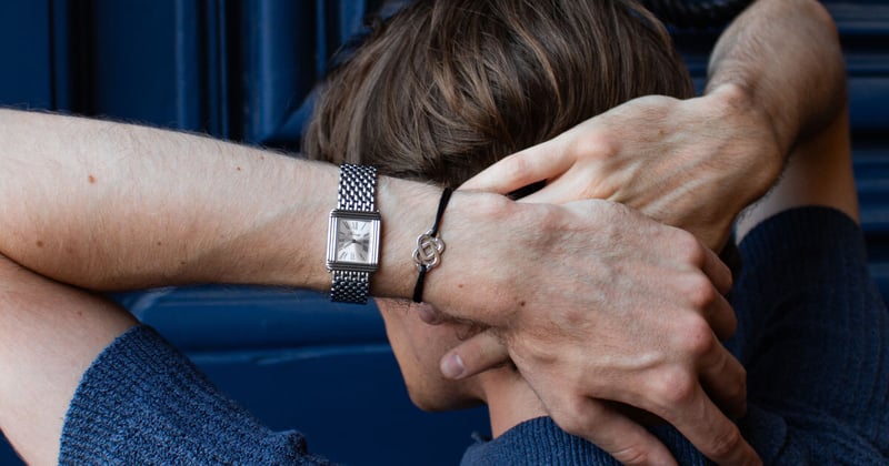 POIRAY s’adresse aux hommes avec ses iconiques