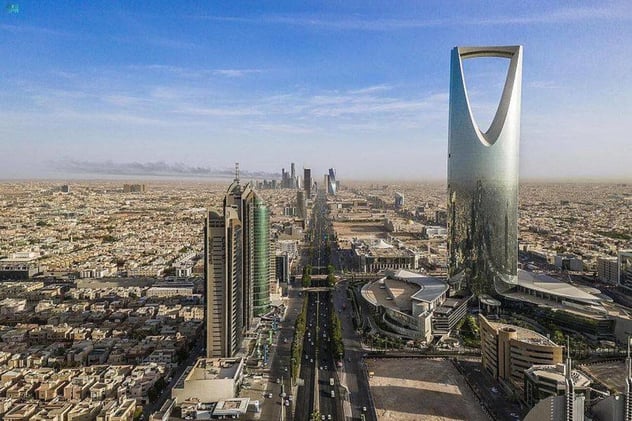 ✈ Saudi Arabia Firm On Regional HQ Deadline
