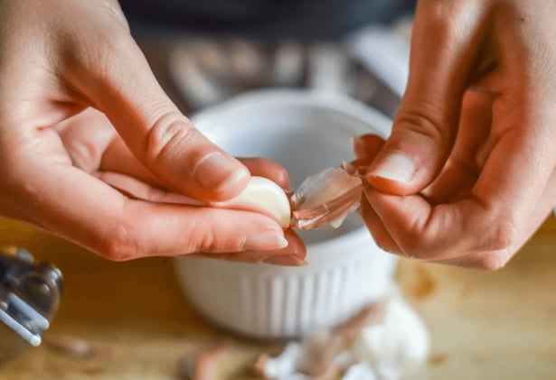 Can Eating Garlic Daily Help Reduce Pimples?