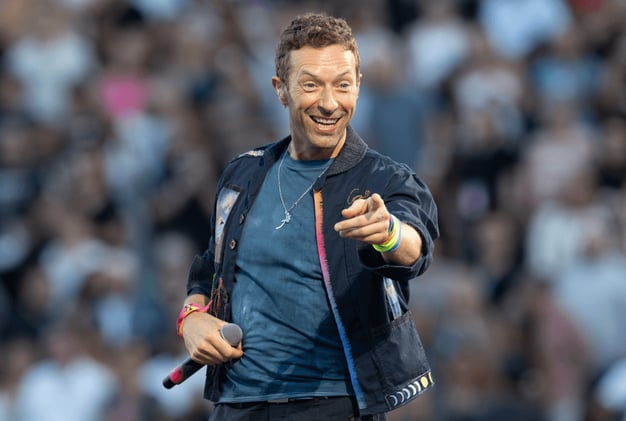Coldplay’s Chris Martin Jokes About Kiss Cam Scandal At First Show Since Viral Fiasco