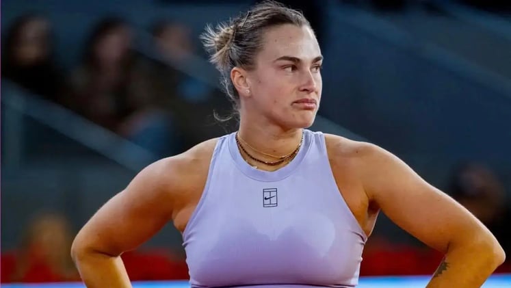 Sabalenka’s Blunt Retort; Ball Kid Faints