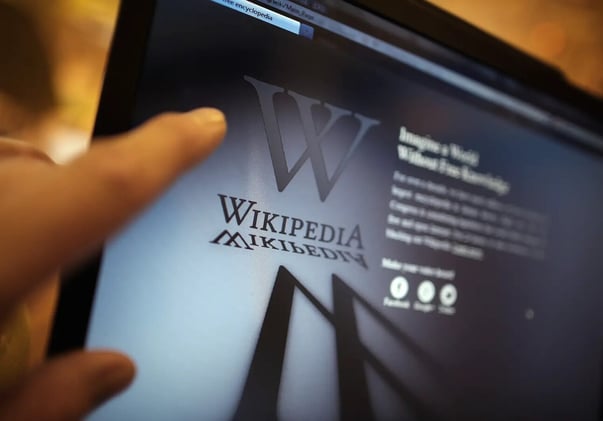 Luego de diez años descubren el artículo falso más longevo de Wikipedia