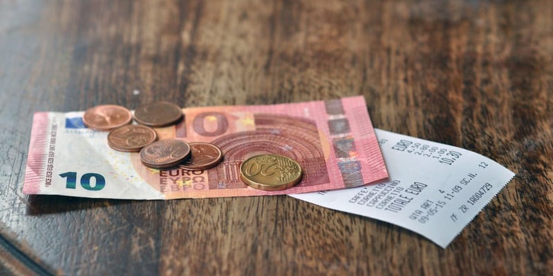 Travel Hacks: 35 Countries Where You Should Always Tip on Food and Drinks
