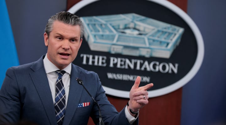 US Flexes Military Muscle Against Iran Threat