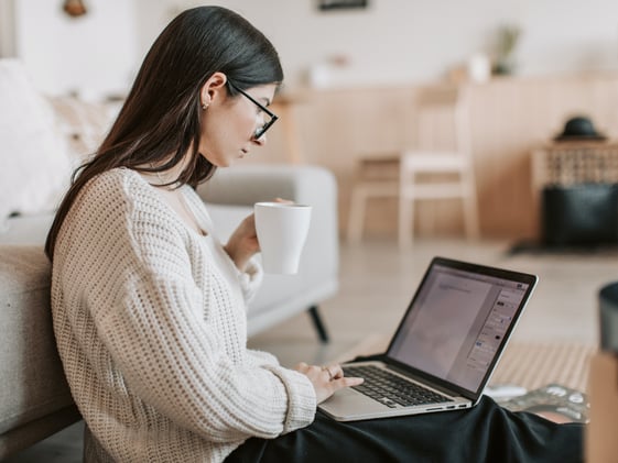 7 Prompts For Your Next LinkedIn Post to Boost Engagement
