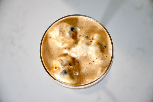 🍦Boozy dessert with only 4 ingredients?!