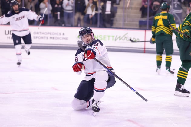 UConn powers past Vermont, 4-1