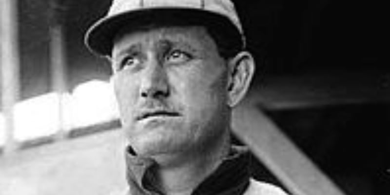 ⚾Ed Delahanty: Over the falls without a Barrell