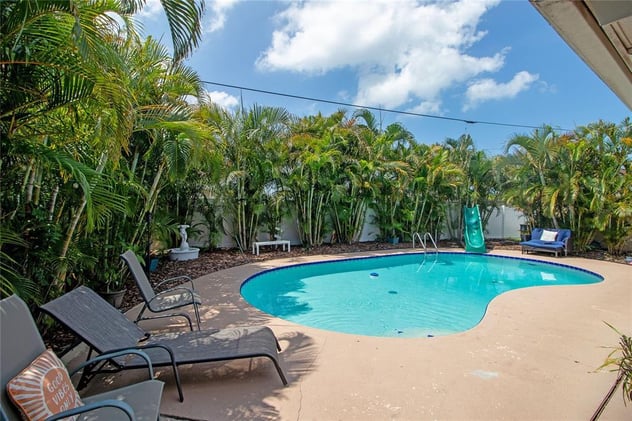 Slide into Cashflow!