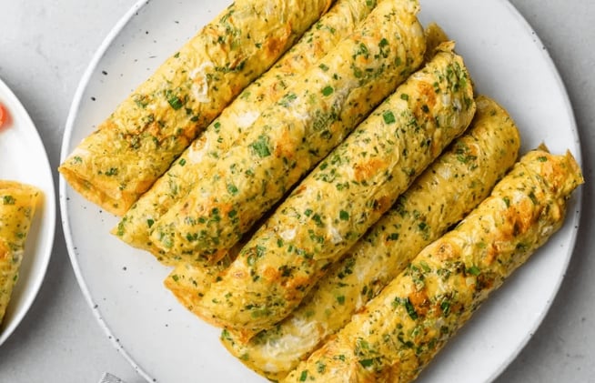 Traditional Ejjeh with Potatoe