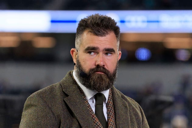 Jason Kelce Calls Out Refs’ Bias Against Eagles