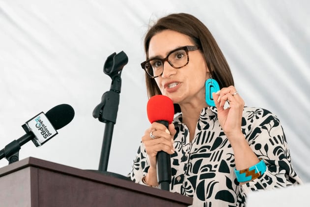 Retiring Senator Tina Smith Backs Far-Left Peggy Flanagan