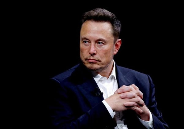 Elon Musk declara guerra!