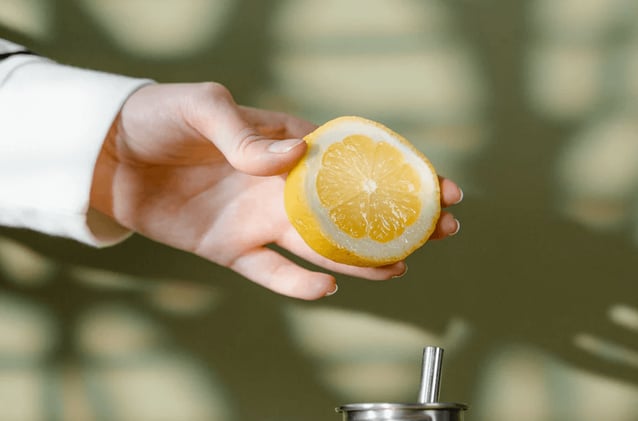 How to Tell If You’re Low on Vitamin C