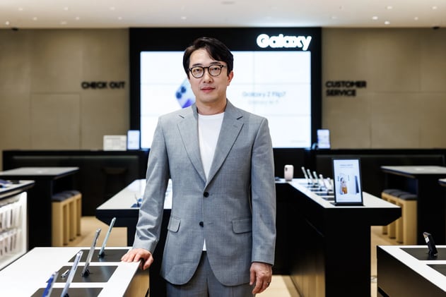 🤖 Samsung eyes smartphone lead with new AI partnerships