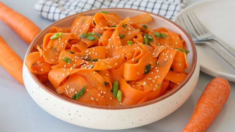 This Crunchy Carrot Salad Is My Go-To Right Now