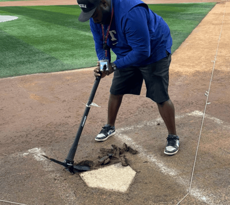 📢BNSF: competitors' railway merger delayed; Visionary: Ross Perot's next big bet?  Feed us: Heim, Tinie's, Hurtado make moves.