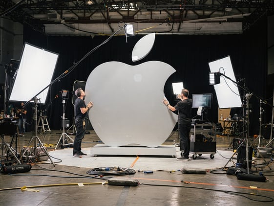 MC.99: Apple and the paradox of GenAI